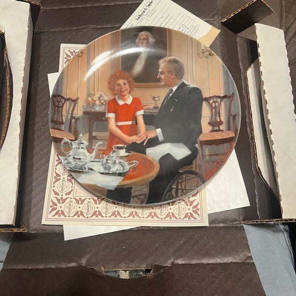 Collector Annie “Tomorrow” Vintage  Plate - Picture 1 of 7